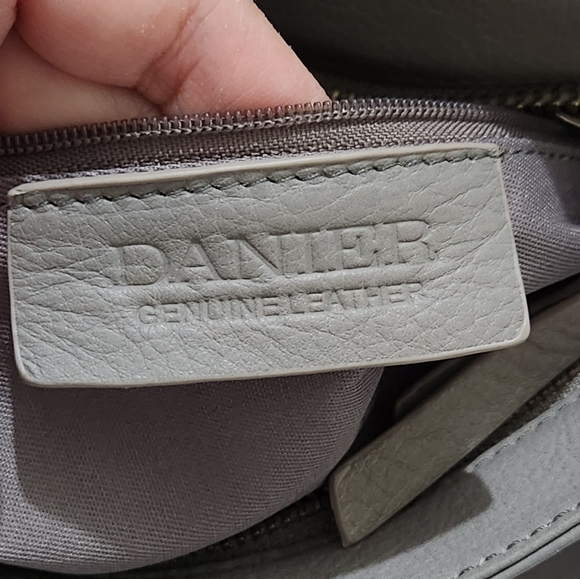 Danier crossbody *new - Picture 4 of 11